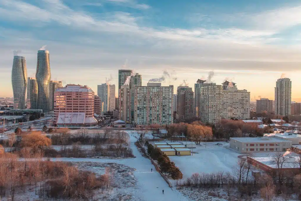 Mississauga-Skyline-bannerimage-twintowers